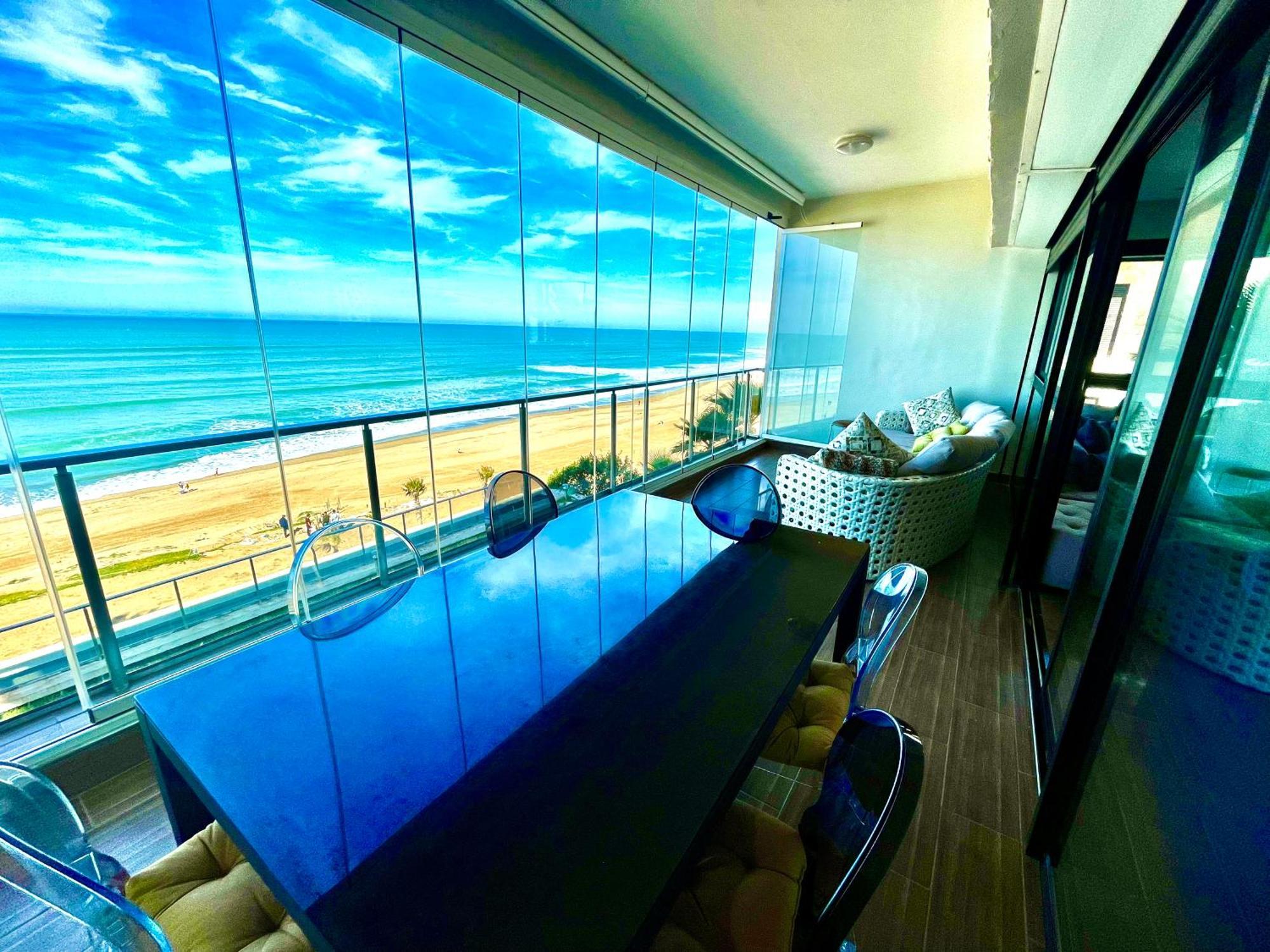Appart De Luxe Front De Mer Prestigia Plage Des Nations Salé Eksteriør billede